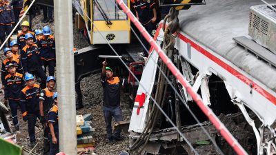 印尼列車相撞事故已致14死84傷　總統要求徹查