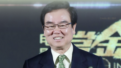黃百鳴涉內幕交易慫恿胞妹掃貨 官斥解釋「荒謬牽強」 裁罪成候判