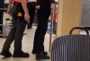 大叔大鬧麥當勞！爆粗狂罵內地客　職員霸氣KO獲讚:公關典範