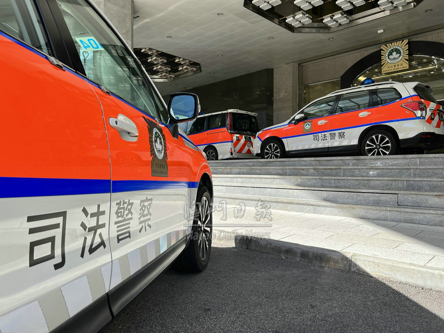 海關搗關閘水貨點 檢九百公斤凍牛板筋