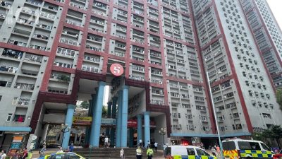 牛頭角玉蓮臺兩陌生人爭位坐　八旬翁遭打傷頭　警緝在逃六旬漢