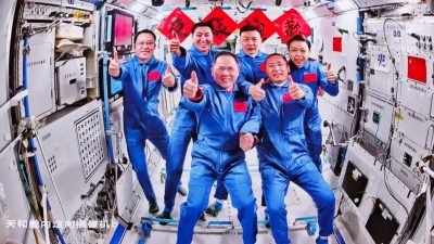 神舟二十三號航天員乘組順利進駐“天宮”，中國航天員完成第8次“太空會師”