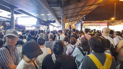 回港潮｜佛誕連假結束　深圳灣口岸人山人海　回港市民：首次遇到
