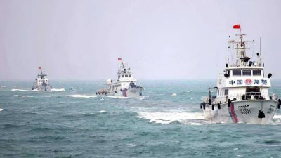 日本“獅子”號漁船今日非法進入釣魚島領海 中國海警艦艇警告驅離