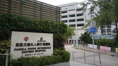 筲箕灣發生倫常血案 68歲丈夫勒頸刀棍施暴 妻頭部中刀血流披面險逃