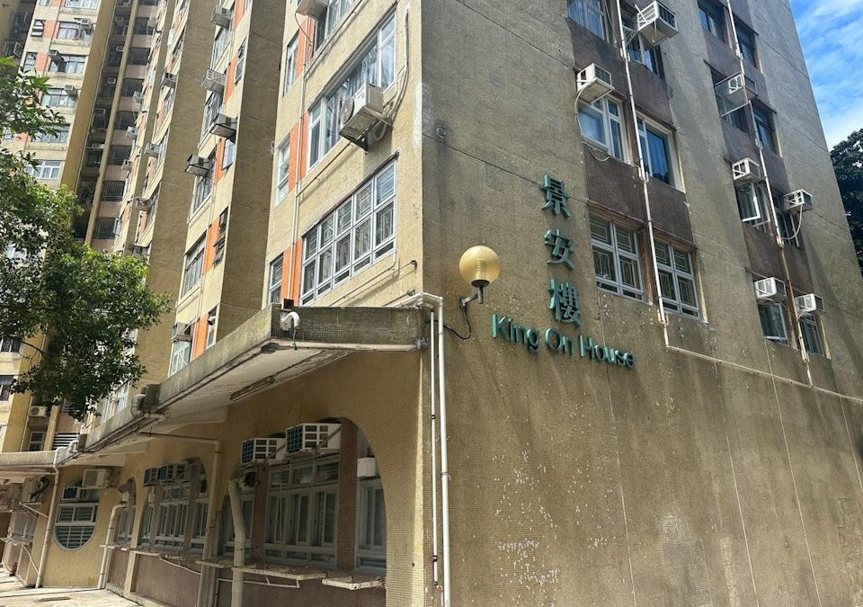 商人為妻女備最後晚餐圖燒炭同死　半夜覺醒放棄念頭　認企圖謀殺