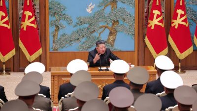 金正恩指示軍隊　加強南部邊境軍力部署