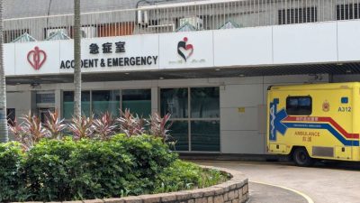 北角中年女途人過路被巴士撞傷　警呼籲認識事主人士聯絡調查人員