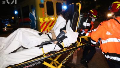 大角咀情侶嘈交　女子情緒激動跳海　男友及時拋救生圈│珍惜生命