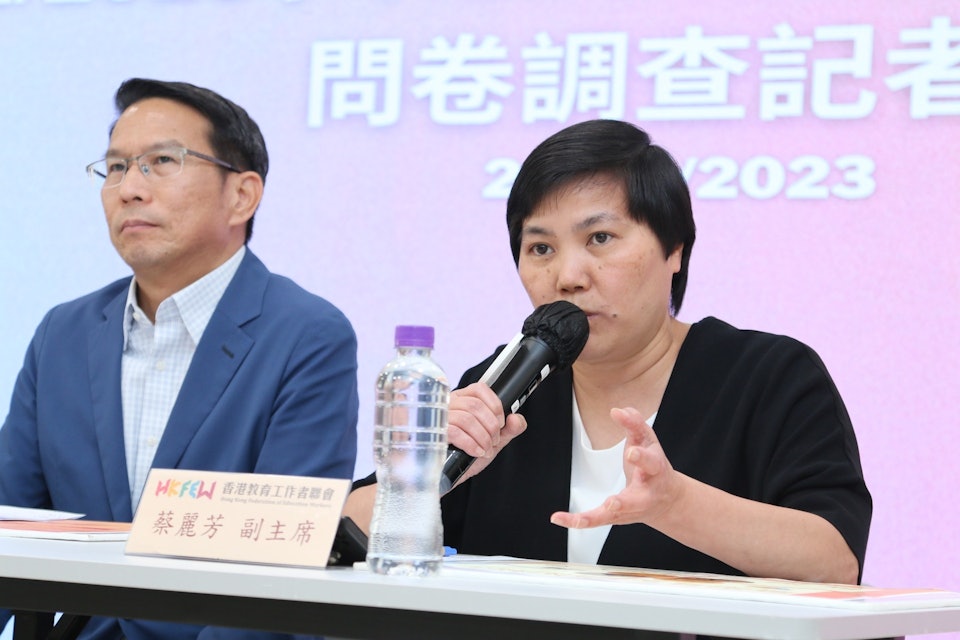 誤發小一派位結果｜校長稱非所有家長收短訊 　早部署叩門引不公