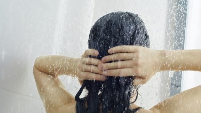 地盤工涉非禮強姦女友幼女罪脫　認偷拍女友長女洗澡　押後判刑