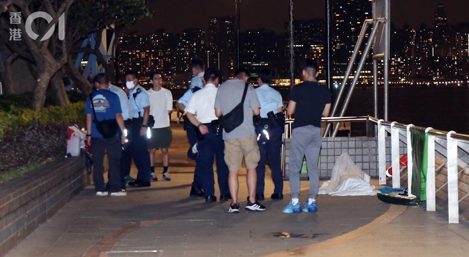 鰂魚涌對開海面七旬翁疑游泳遇溺失蹤　消防蛙人6小時後尋回遺體