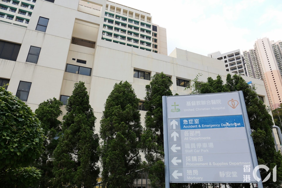 秀茂坪安泰邨停車場21歲青年墮樓　送院搶救後不治
