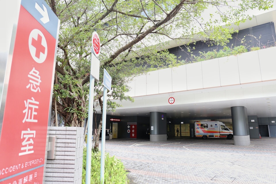 大埔吐露港公路上月單車相撞意外　昏迷六旬婦留醫逾三星期後殞命