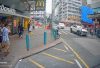 深水埗八旬翁衝紅燈捱私家車撞　拖鞋飛脫倒地　受傷送院