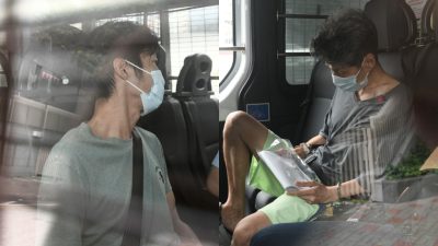 涉吸食毒品後駕駛小巴的士 兩司機被控毒駕罪提堂 准保釋8月再訊