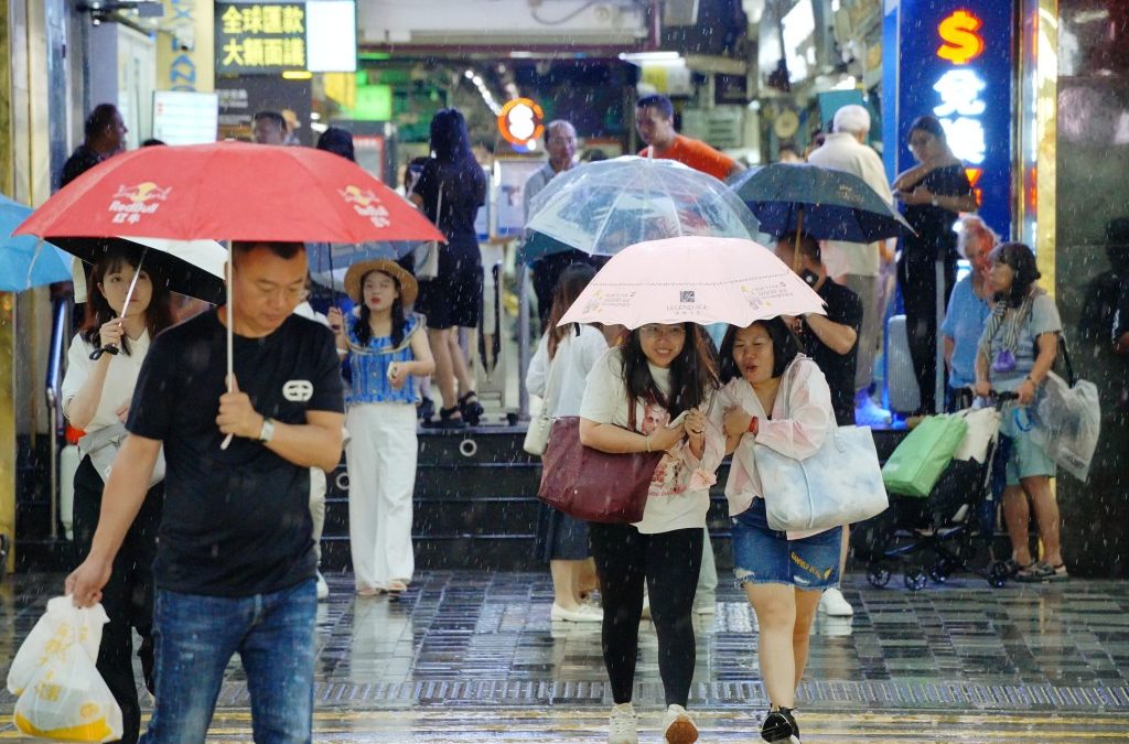 料周一、二有大驟雨及狂風雷暴 中央氣象台預報「強降雨」 明日雨量可逾200毫米