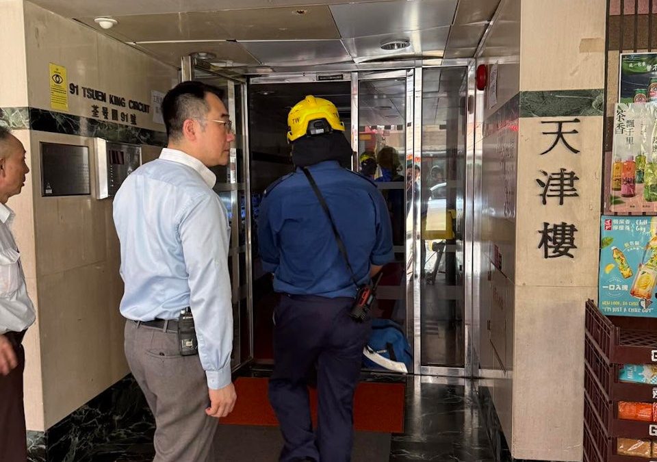 荃灣中心總掣房故障　5廈連商場千戶停電停水　議員設支援站協助