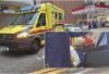 長沙灣光昌街響號救護車轉彎　撞過路七旬翁　手腳擦傷