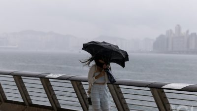 今日有一兩陣驟雨　最高約29度　周末天氣漸轉不穩定