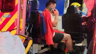 觀塘老翁墮海　休班消防跳海救人　兩人均清醒送院
