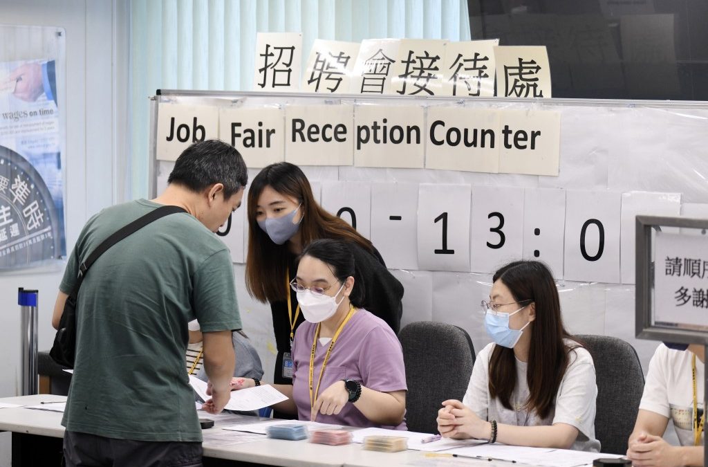 輸入外勞︱擬鬆綁僱傭合約 住宿開支可扣除20%薪資 聘殘疾人士可享較寬鬆人手比例
