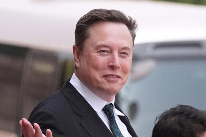 馬斯克豪言 SpaceX 收入將達萬億美元 遠超華爾街三倍預期