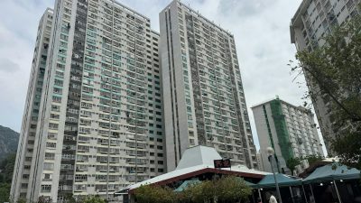 屯門三聖邨疑爭凳仔爆衝突 七旬父持刀襲擊 兒子負傷自行求醫