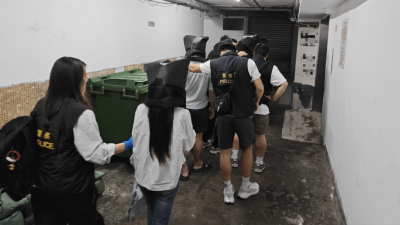 警破觀塘非法賭檔 檢依托咪酯煙彈釣魚機拘7男女