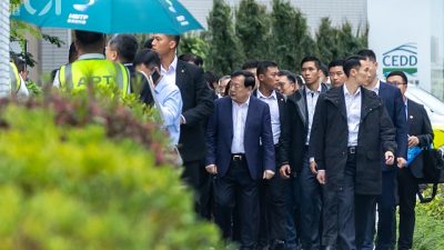 議員暑假「無得唞」要留守　怨打亂外遊「無晒自由」｜政圈風聲